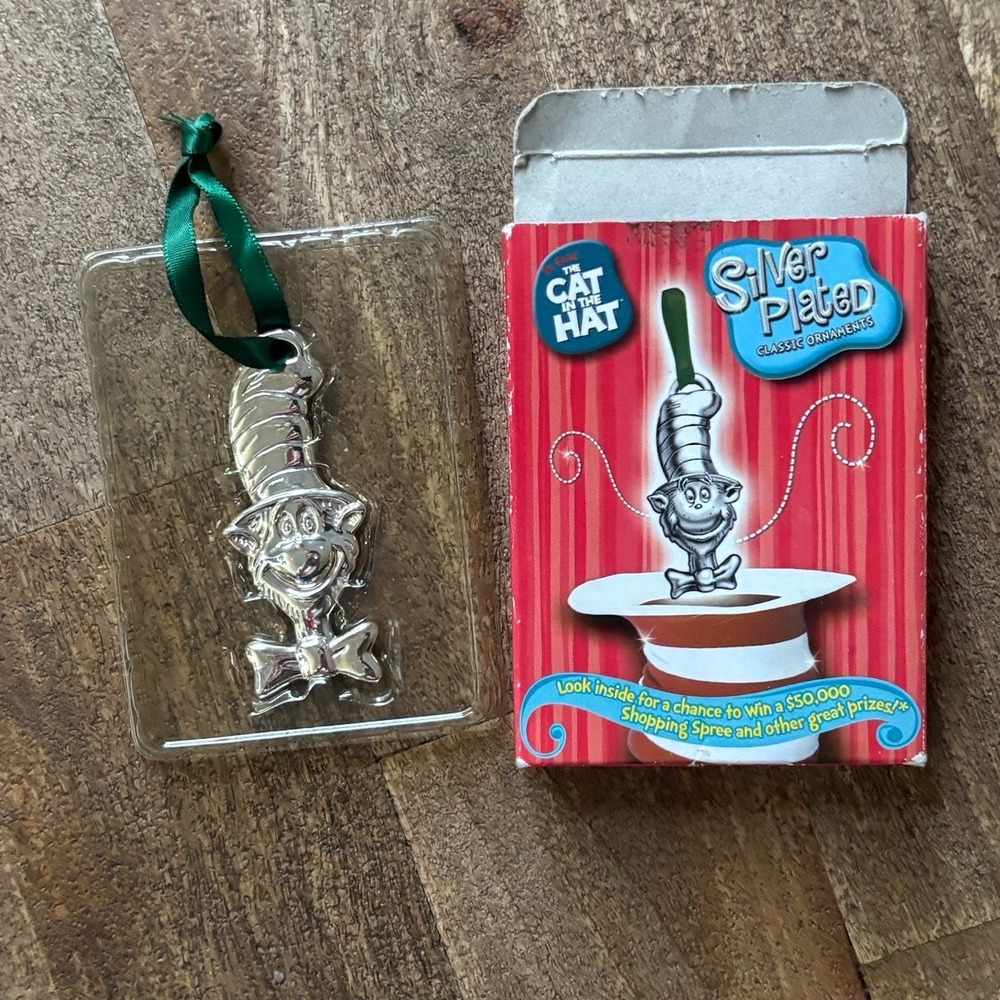 The Cat in the Hat Classic Christmas Ornament